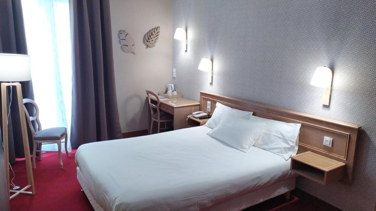 Contact Hotel Limoges - Hotel Des Deux Moulins Luaran gambar