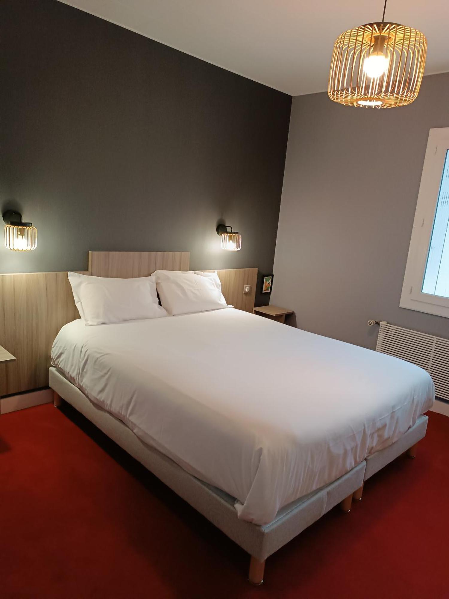 Contact Hotel Limoges - Hotel Des Deux Moulins Luaran gambar