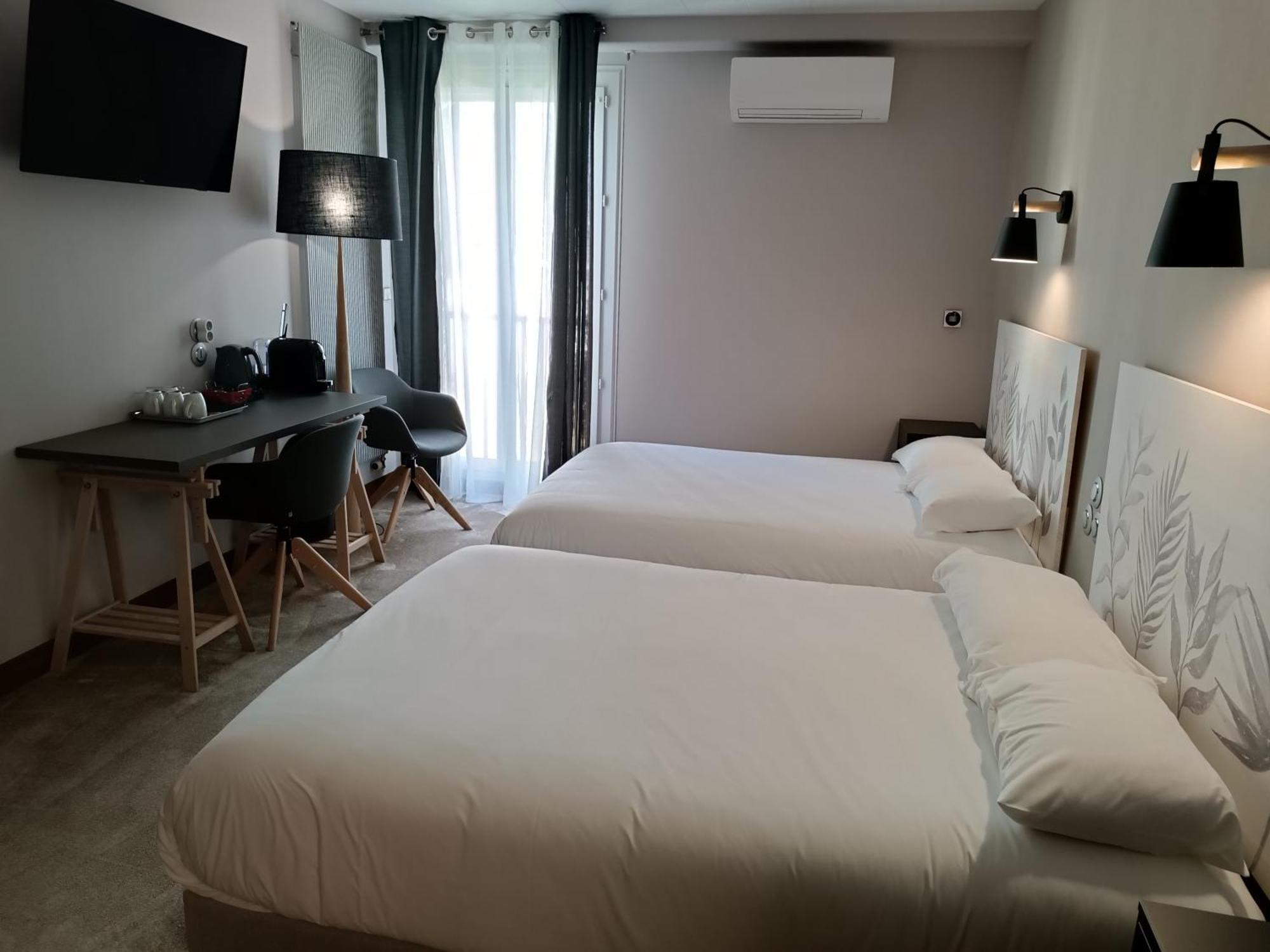 Contact Hotel Limoges - Hotel Des Deux Moulins Luaran gambar