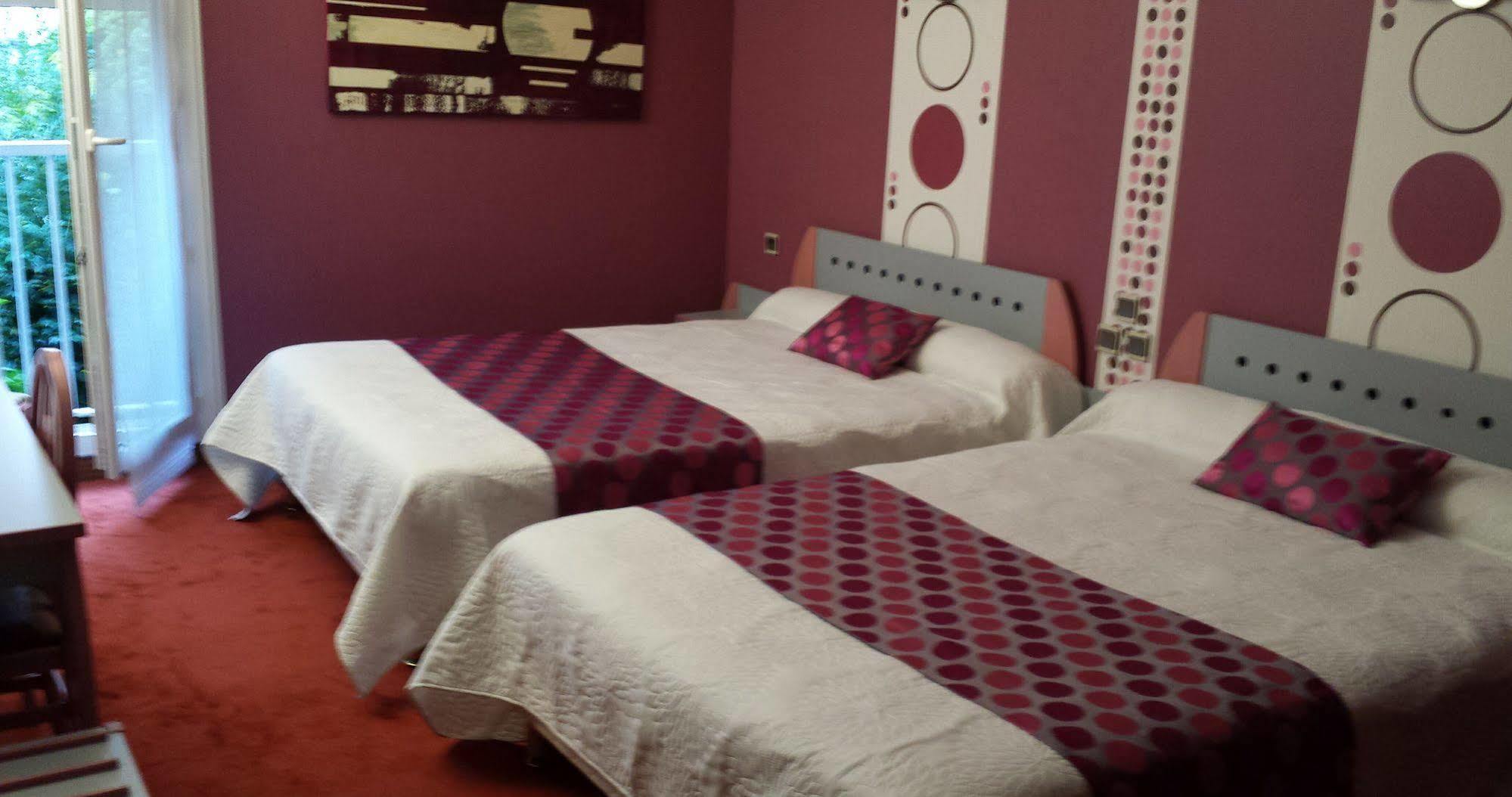 Contact Hotel Limoges - Hotel Des Deux Moulins Luaran gambar